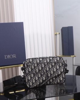 Dior Multi-Pocket Crossbody Oblique – Noir et gris