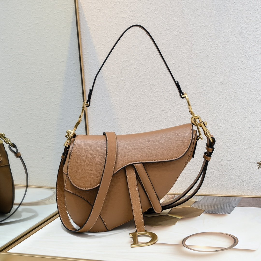 Dior Saddle cuir – Camel