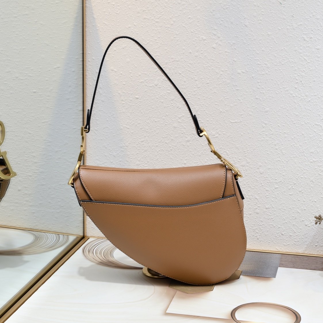 Dior Saddle cuir – Camel