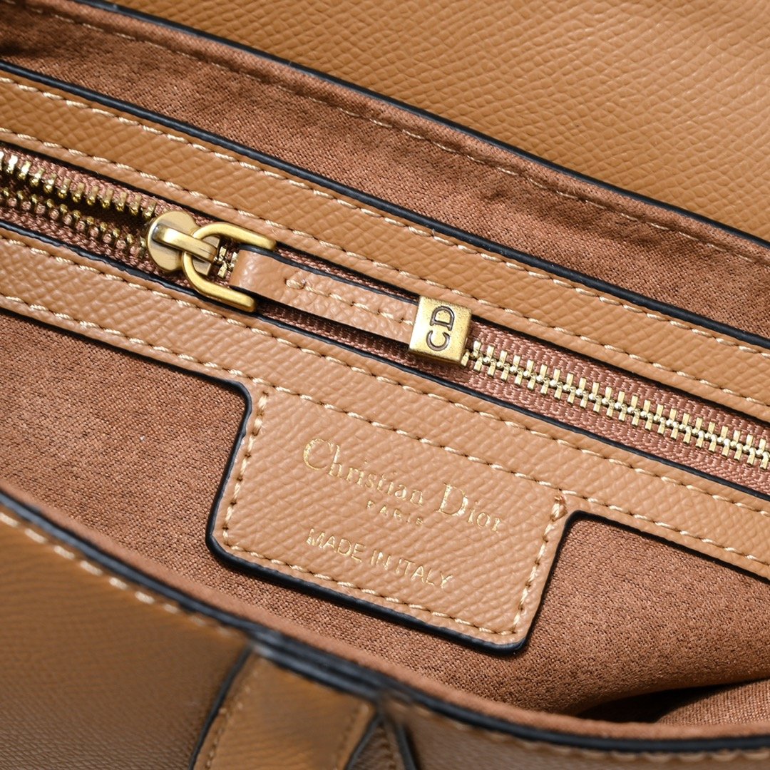 Dior Saddle cuir – Camel