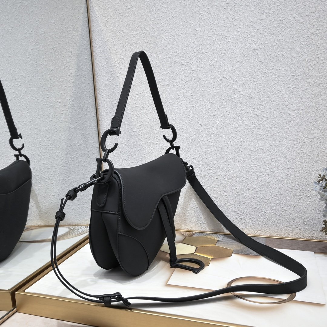 Dior Saddle cuir – Noir – sangle large
