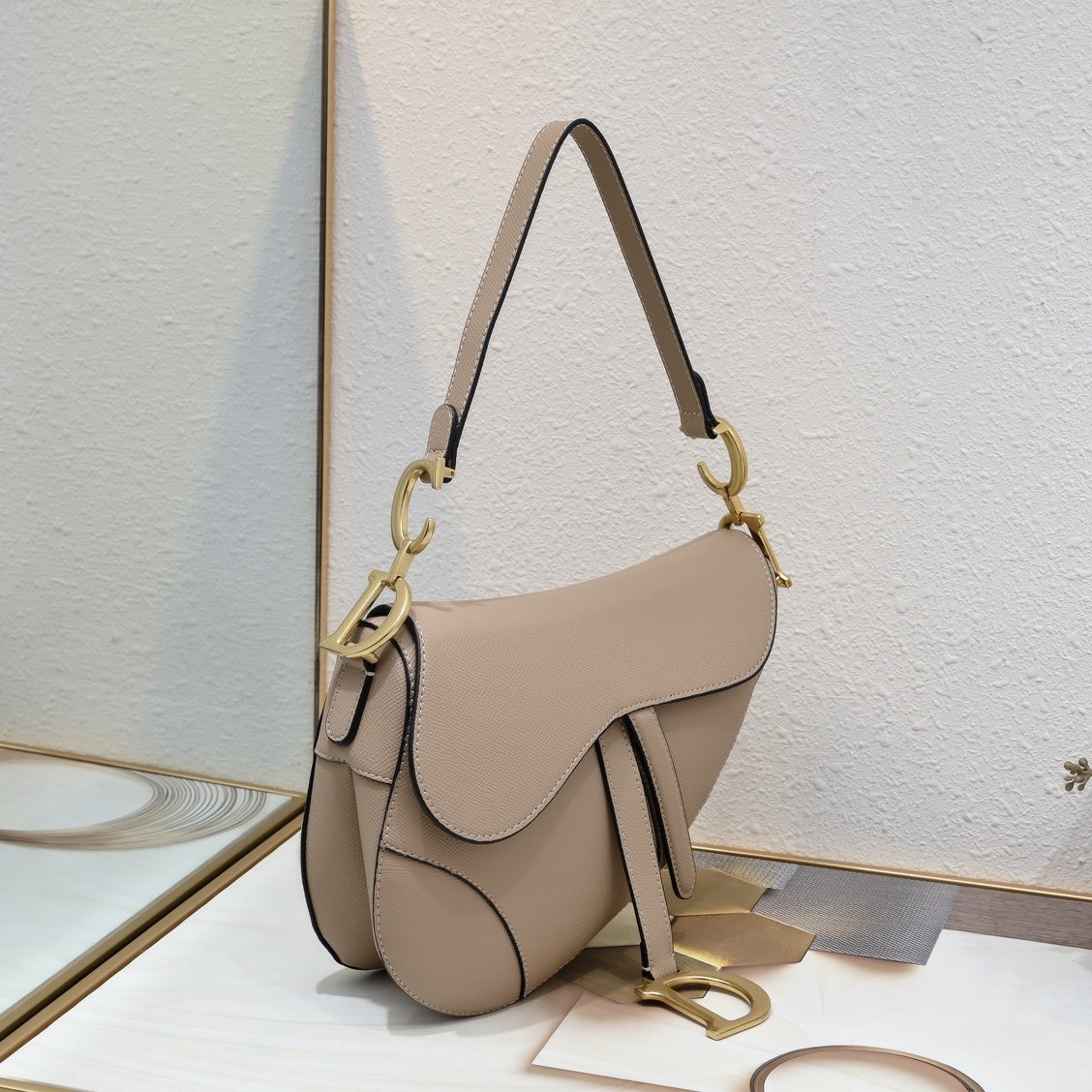 Dior Saddle cuir – Taupe