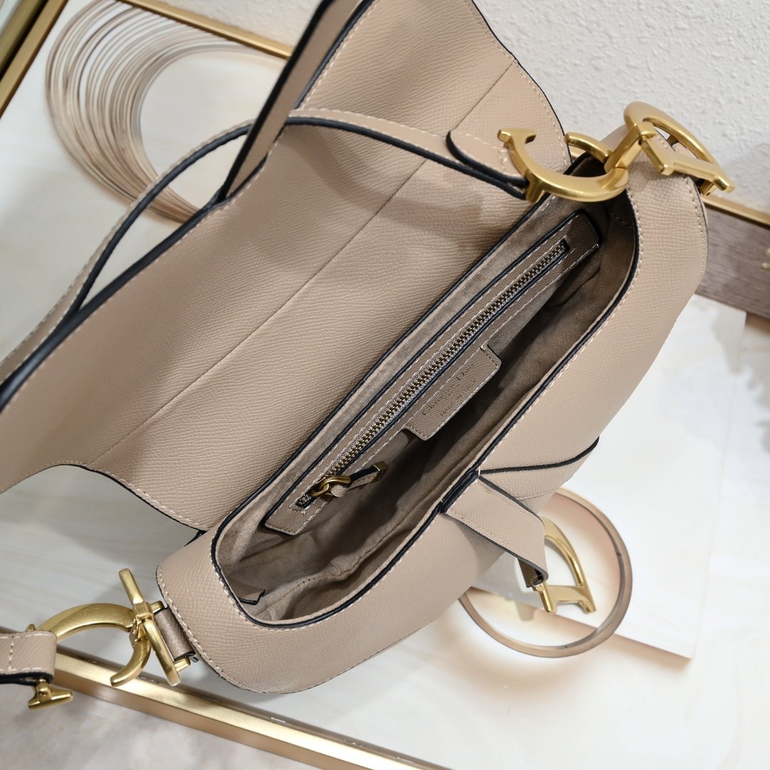 Dior Saddle cuir – Taupe