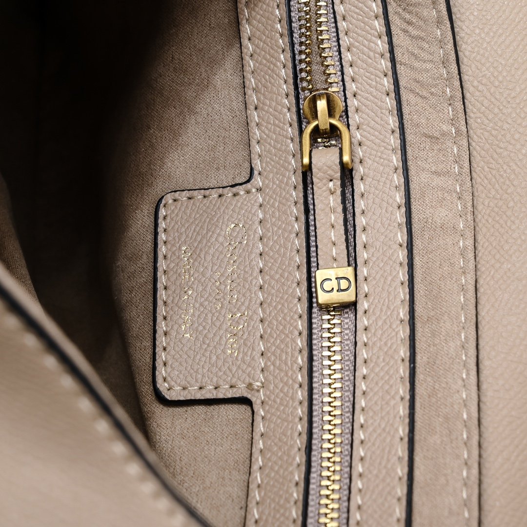 Dior Saddle cuir – Taupe