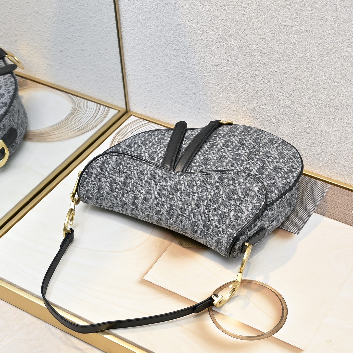 Dior Saddle Oblique – Gris