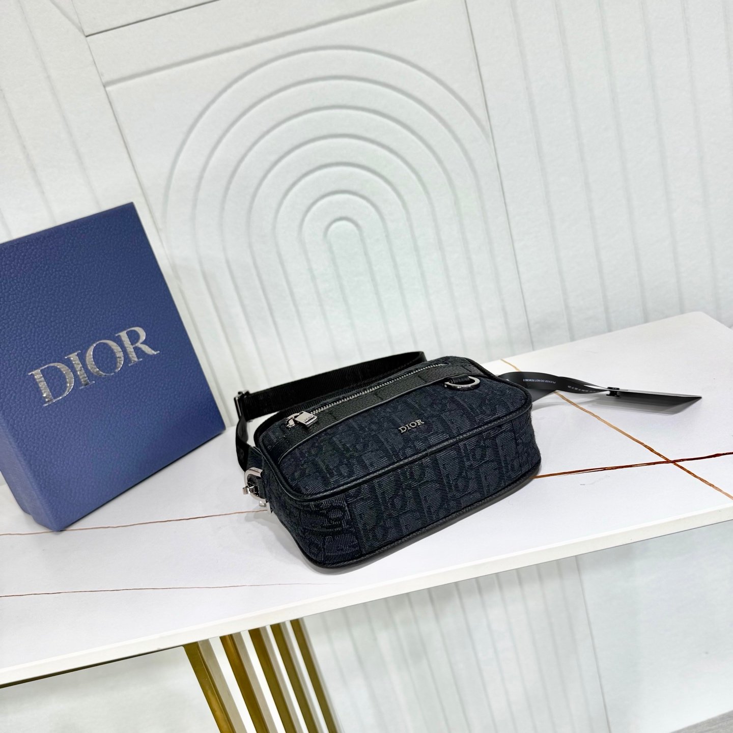 Dior Utility Camera Bag – Noir
