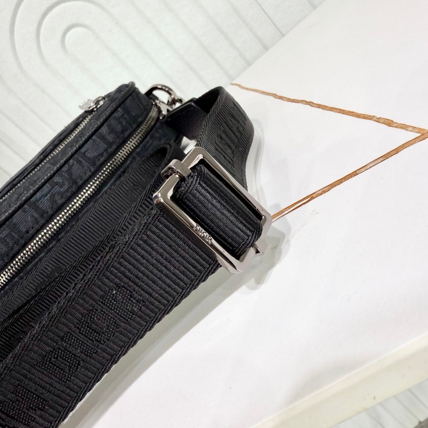 Dior Utility Camera Bag – Noir