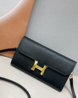 Hermès Constance To Go – Noir – fermoir doré et bandoulière cuir