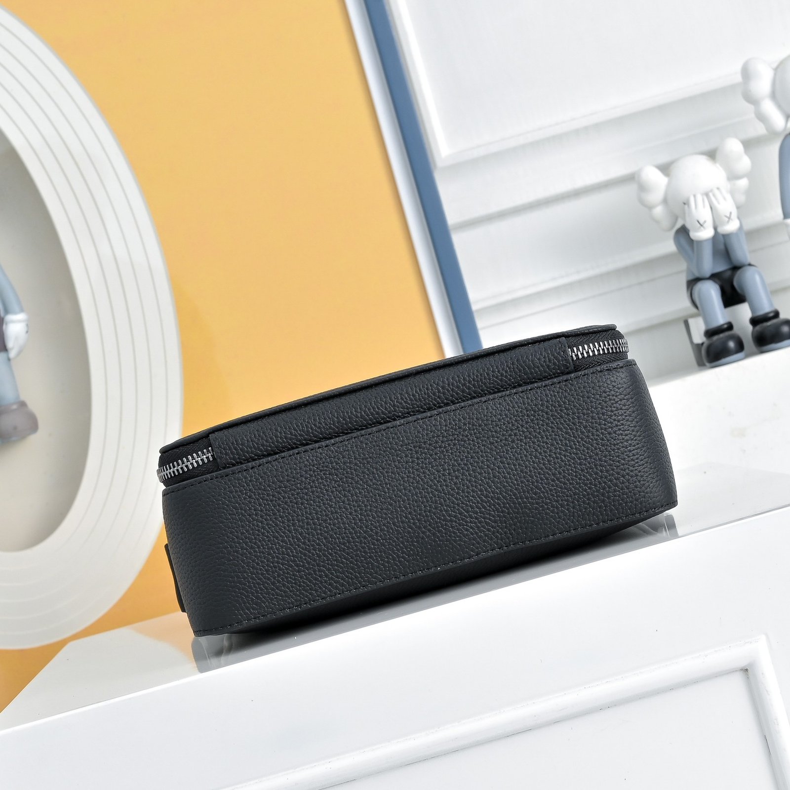 Hermès Messenger H embossé – Noir