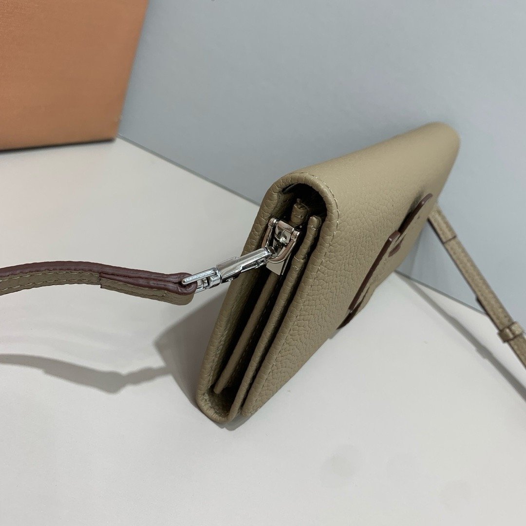 Hermès Roulis Slim – Taupe – bandoulière cuir