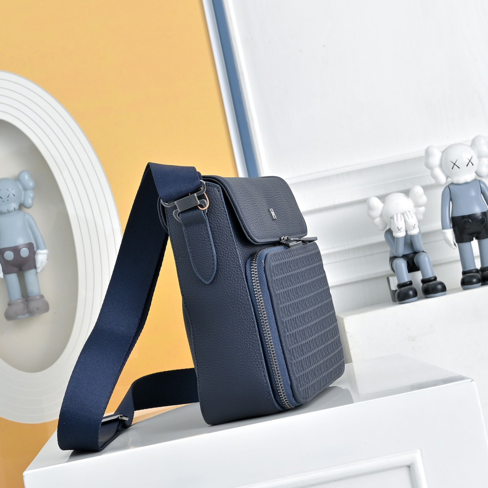 Hermès Sacoche H tressée – Bleu marine