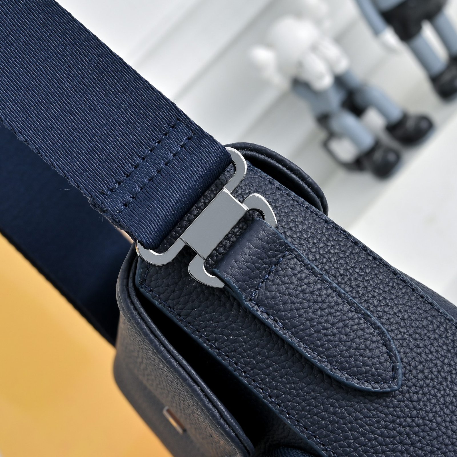 Hermès Sacoche H tressée – Bleu marine