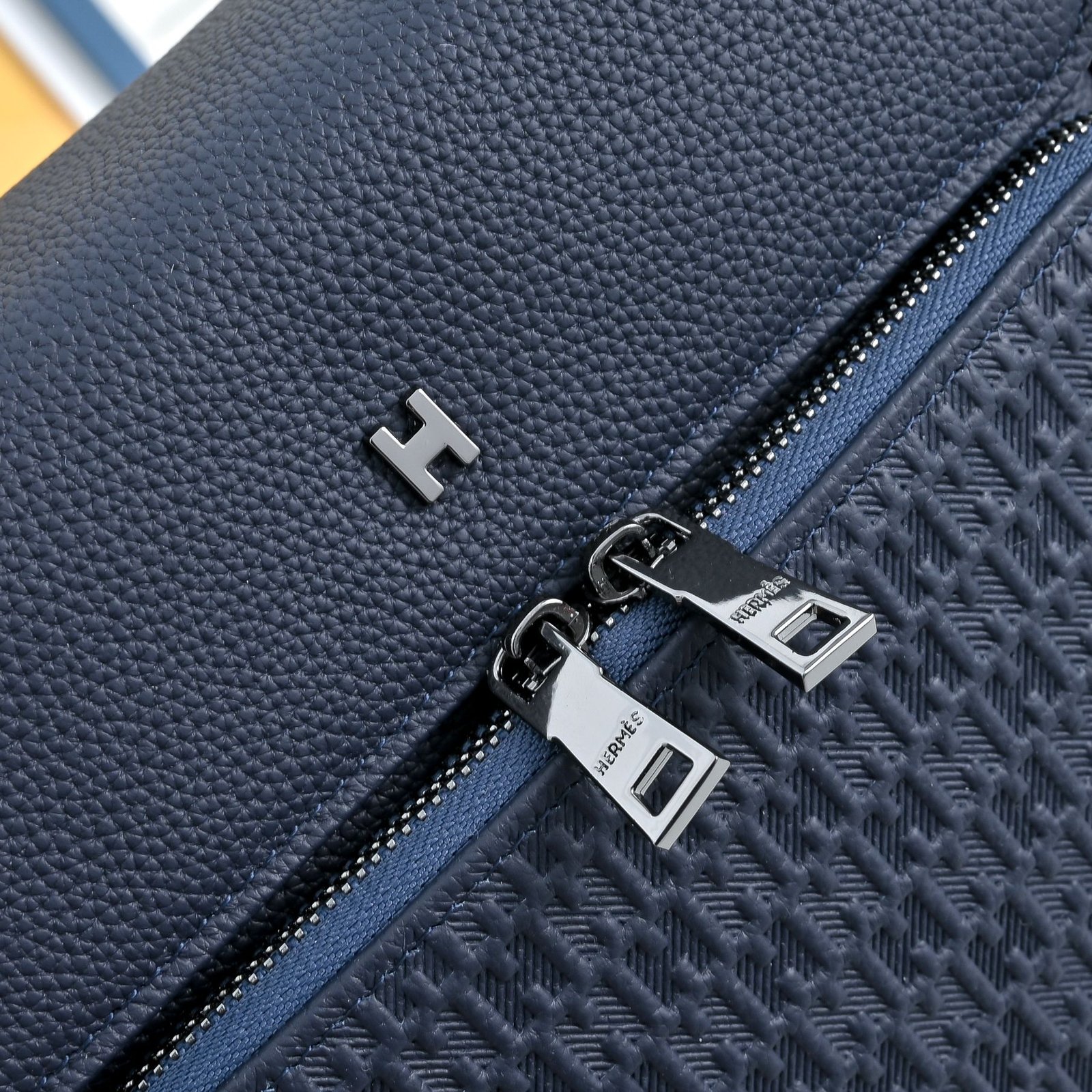 Hermès Sacoche H tressée – Bleu marine