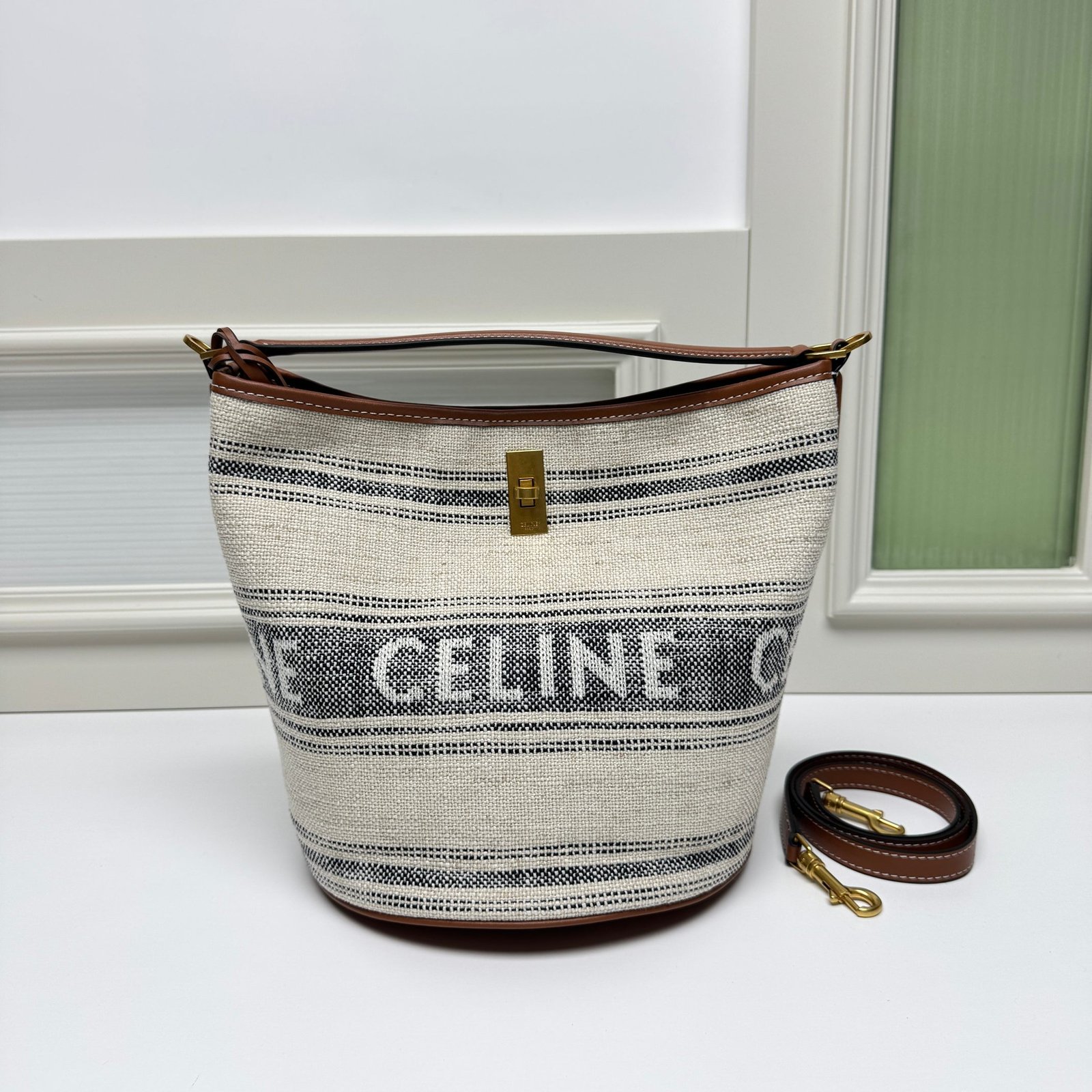 CELINE Ava Gris