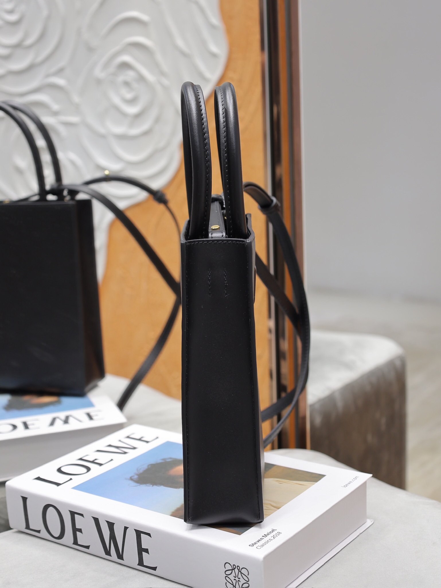CELINE Cabas 16 Noir