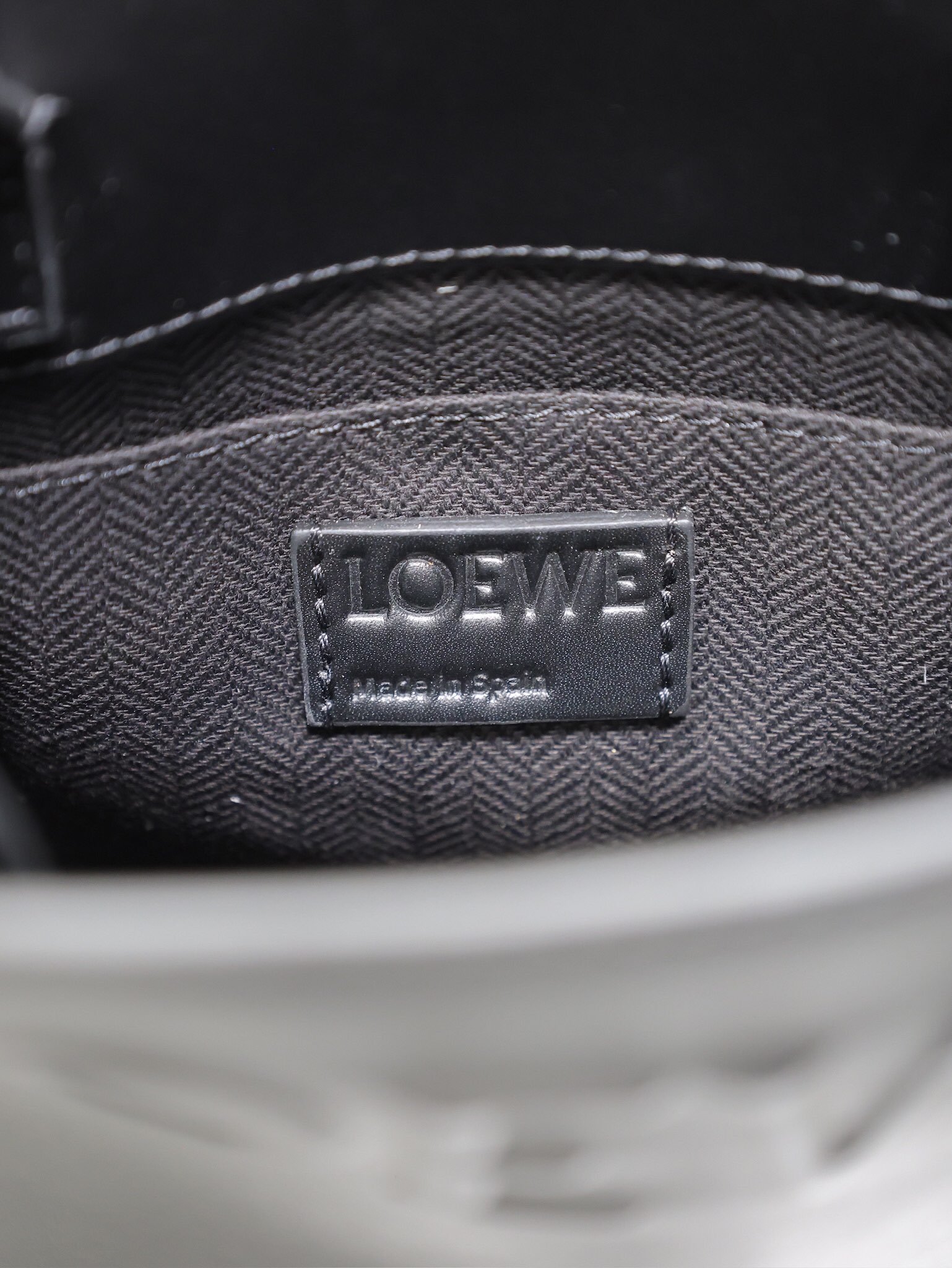 CELINE Cabas 16 Noir