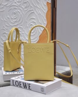 CELINE Cabas Logo Beige