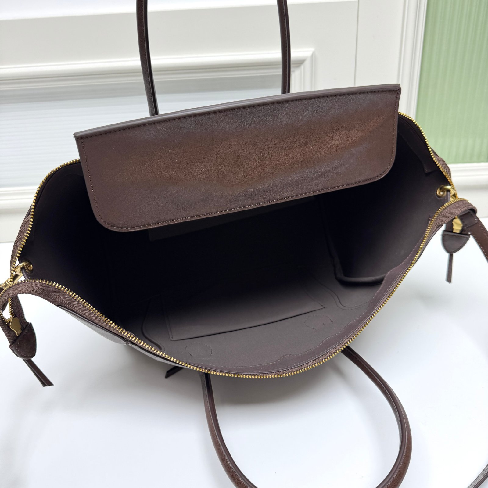 CELINE Luggage Marron