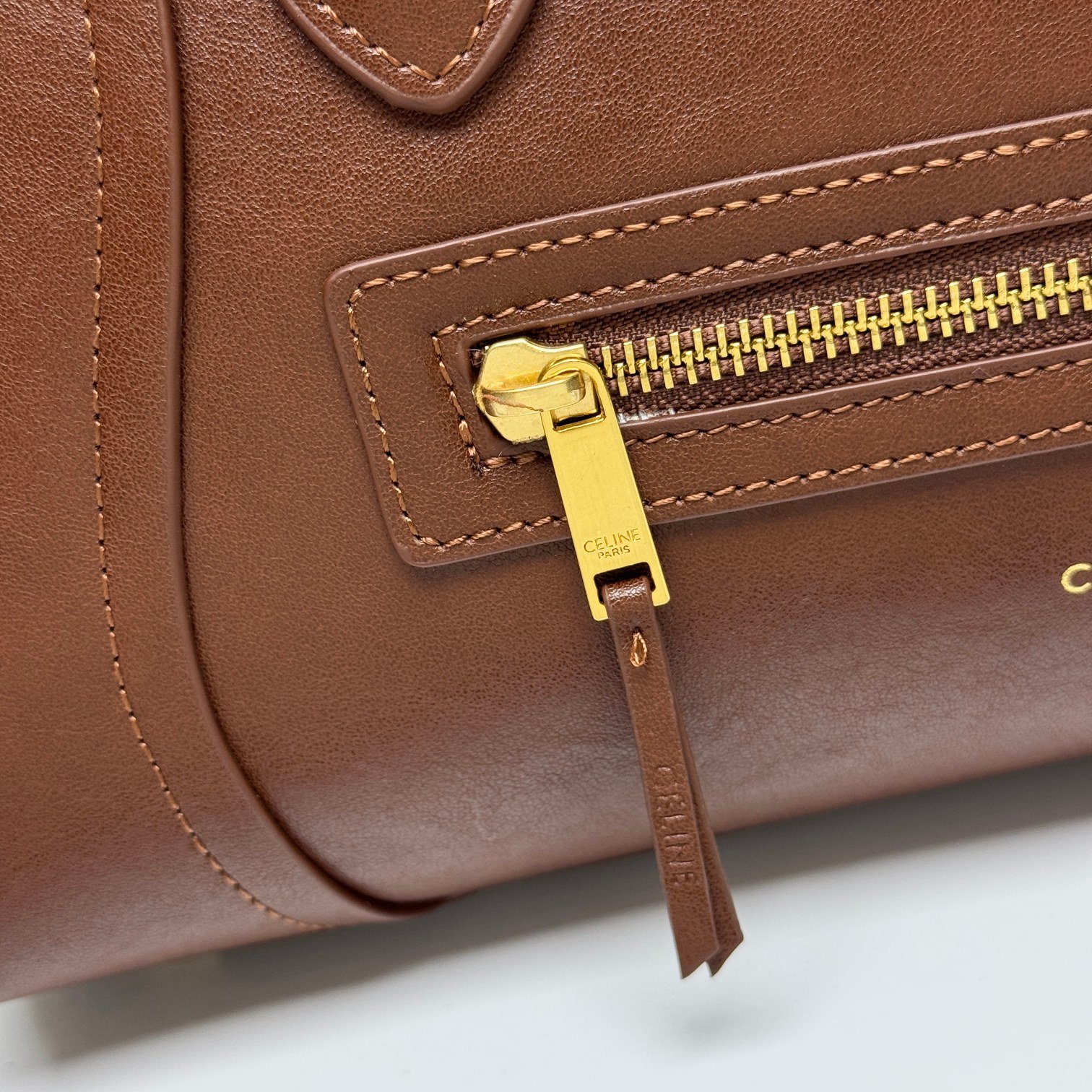 CELINE Luggage Marron