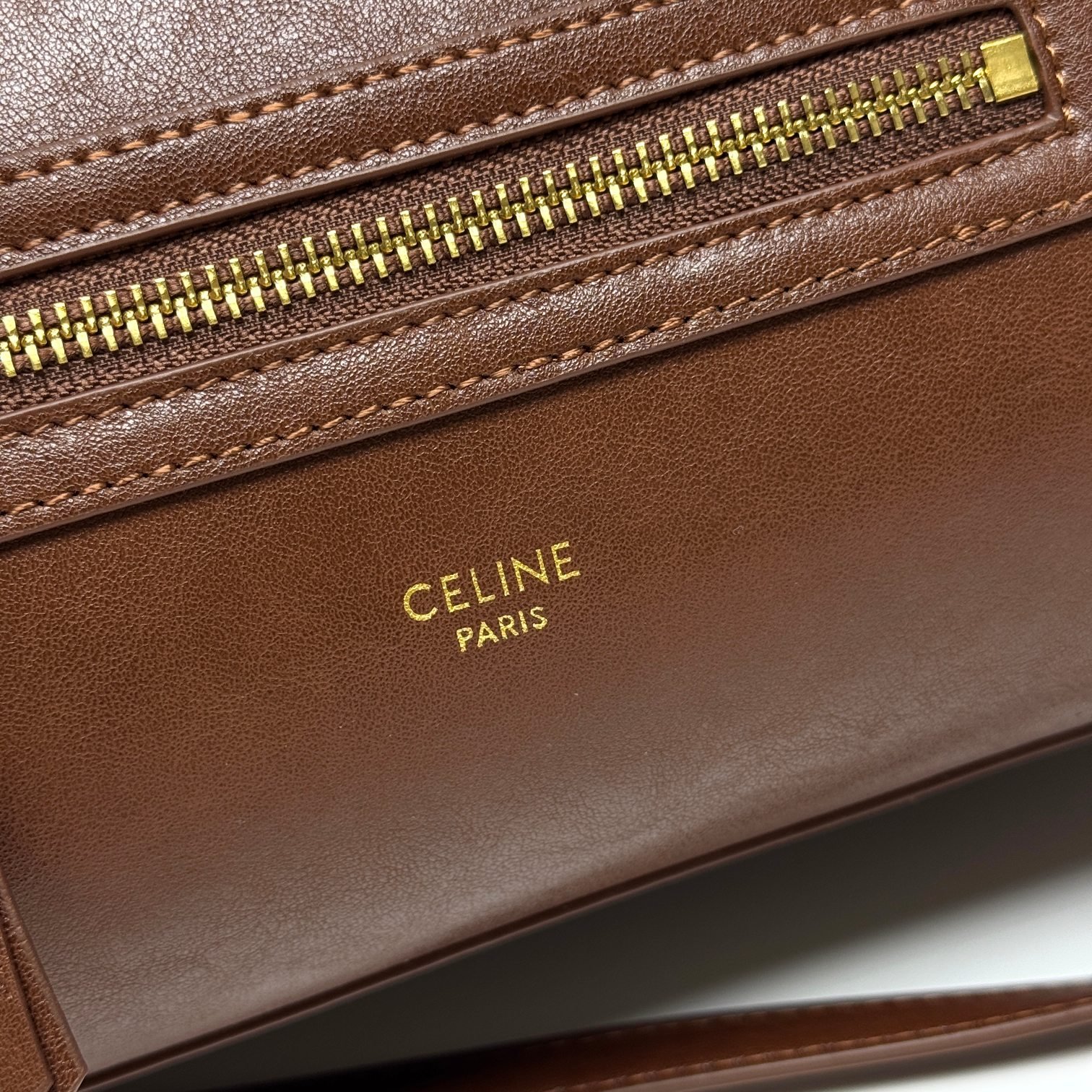 CELINE Luggage Marron