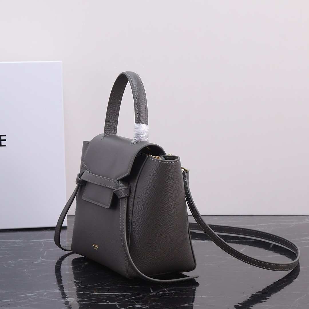 CELINE Luggage Noir