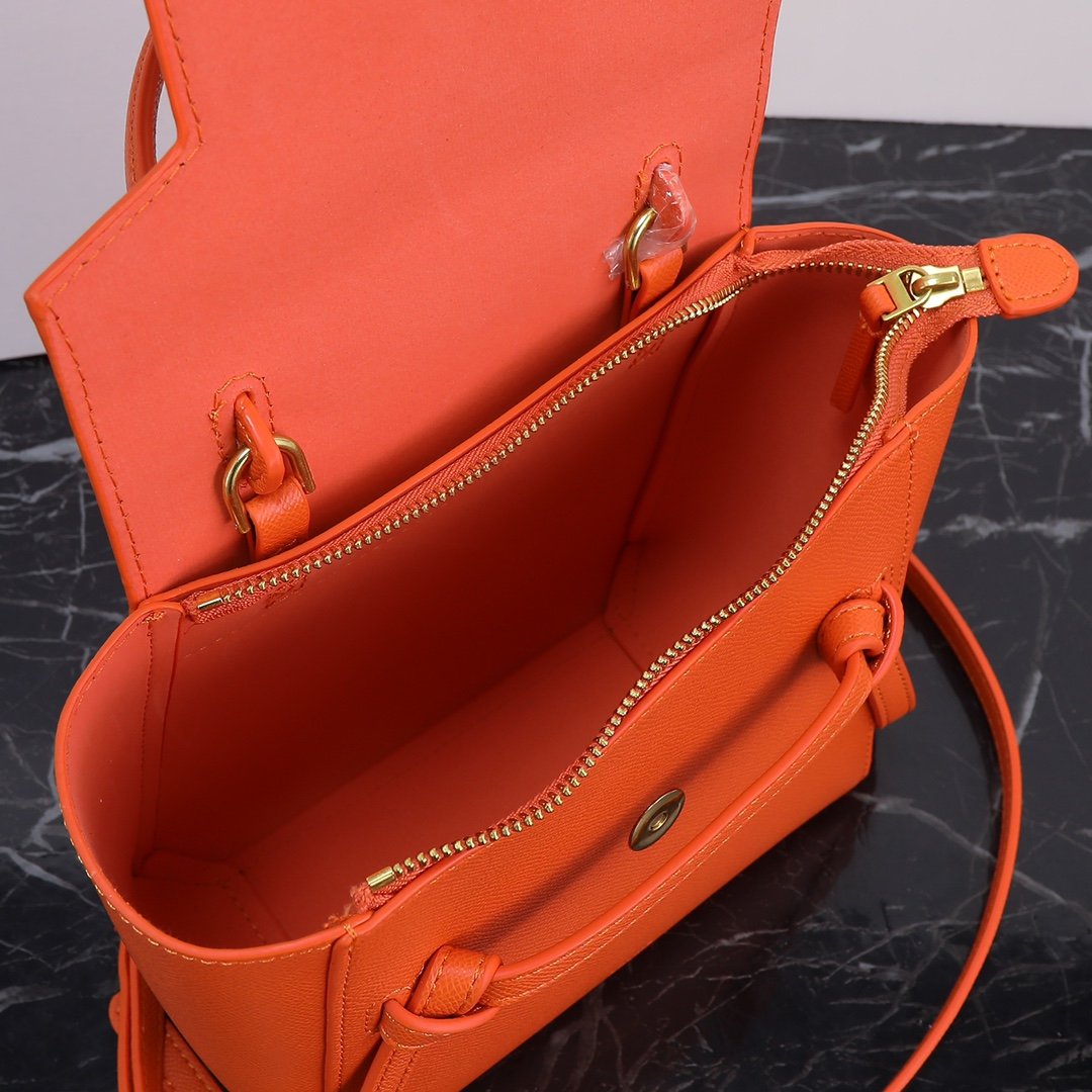 CELINE Luggage Rouge