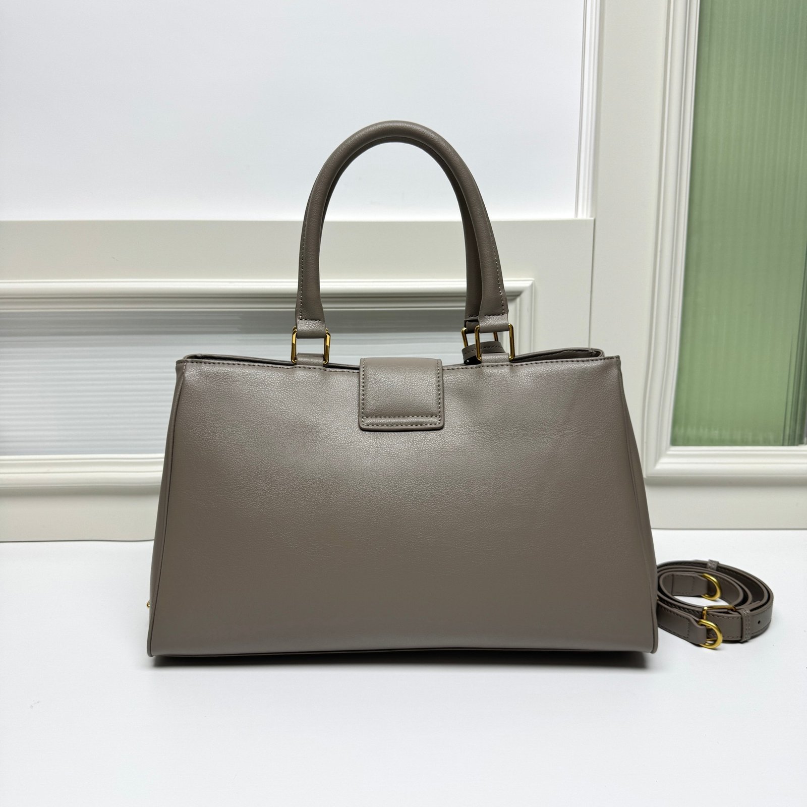 CELINE Triomphe Chaîne Gris