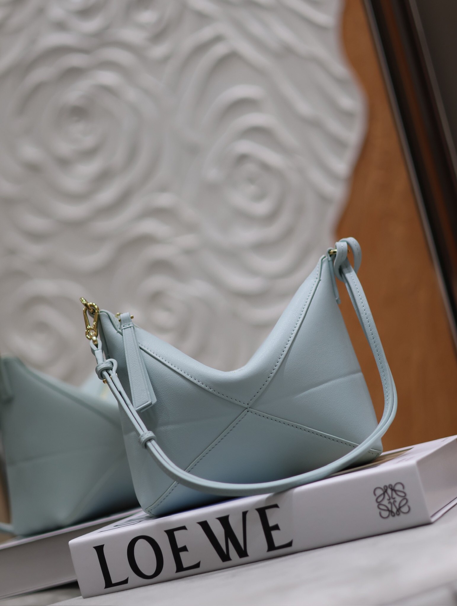 Loewe Hammock Hobo Gris