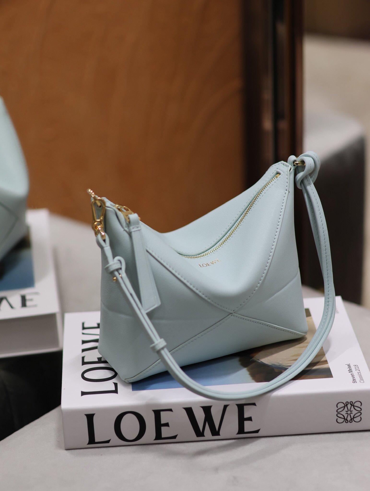 Loewe Hammock Hobo Gris