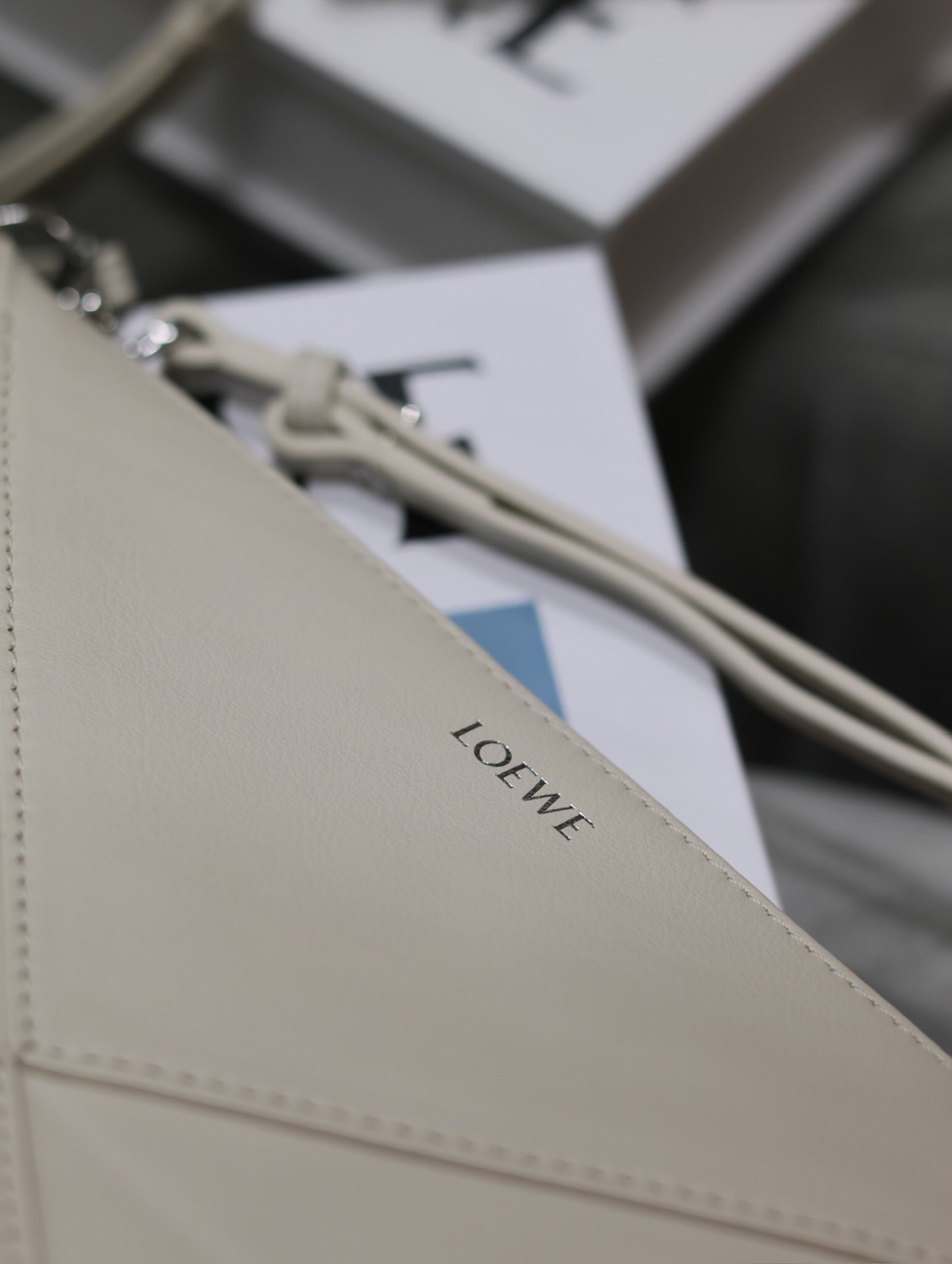 Loewe Hammock Hobo Gris