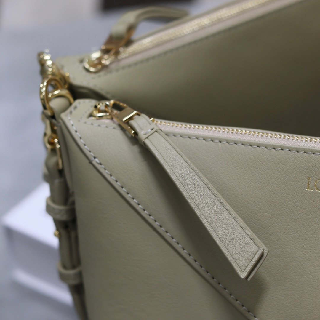 Loewe Hammock Hobo Marron