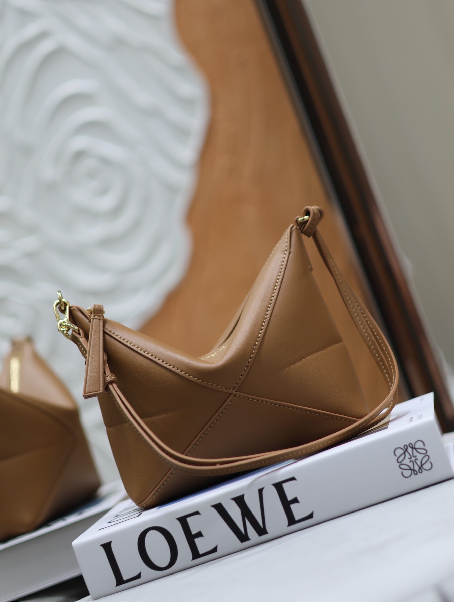 Loewe Hammock Hobo Marron