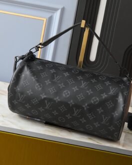 Louis Vuitton District PM Damier Graphite Noir