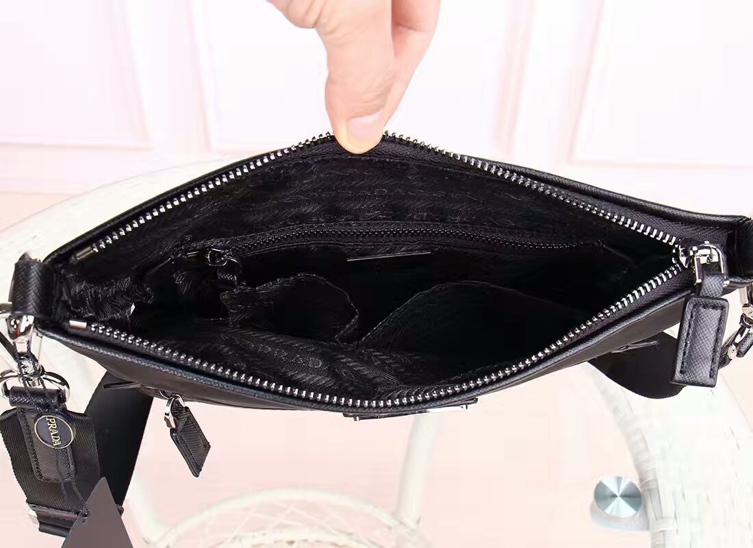 Prada Re-Nylon Crossbody Noir