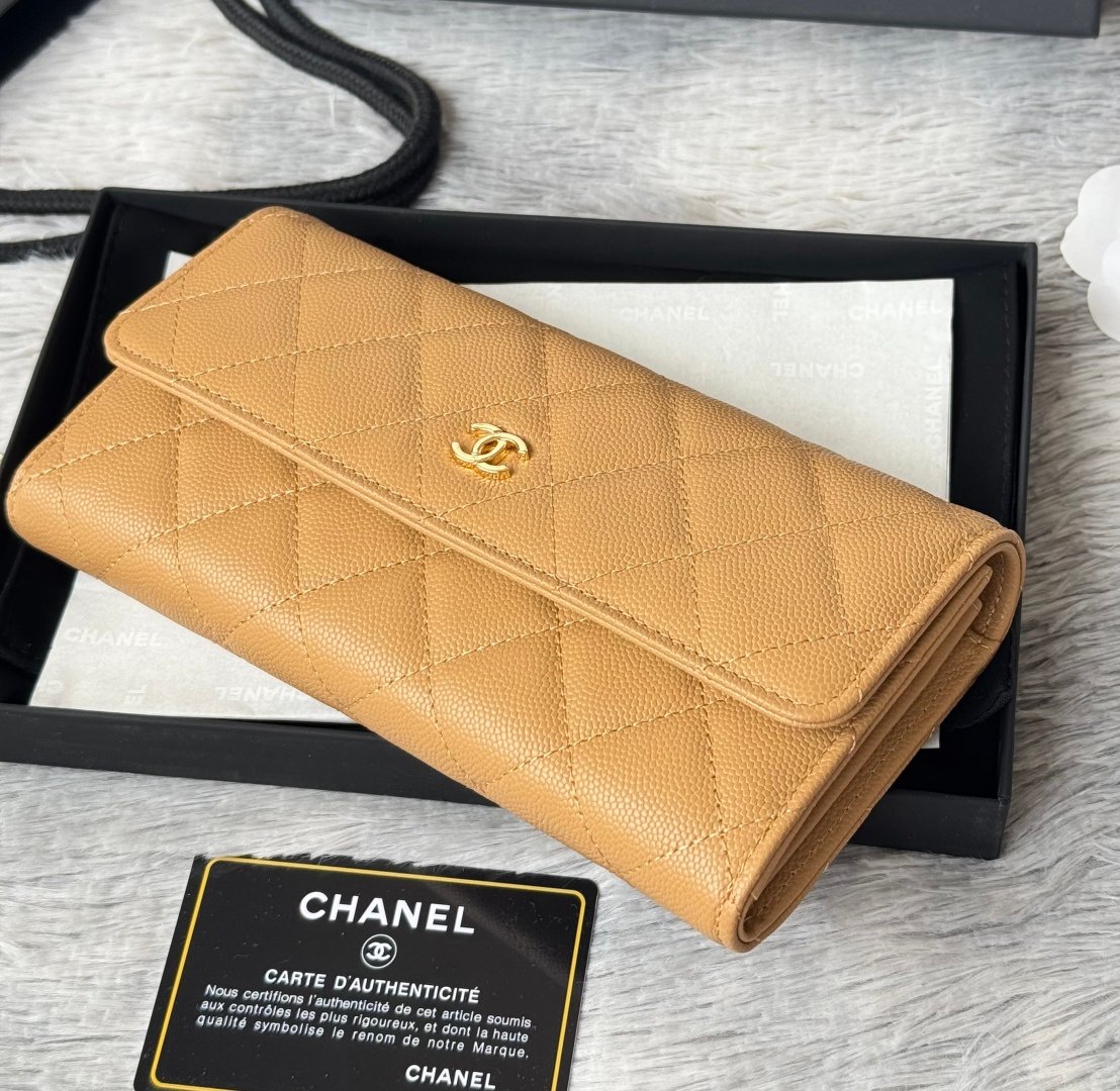 Chanel Portefeuille matelassé à rabat