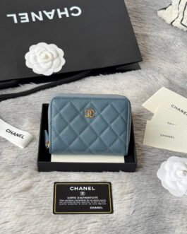 Chanel Portefeuille zippé matelassé