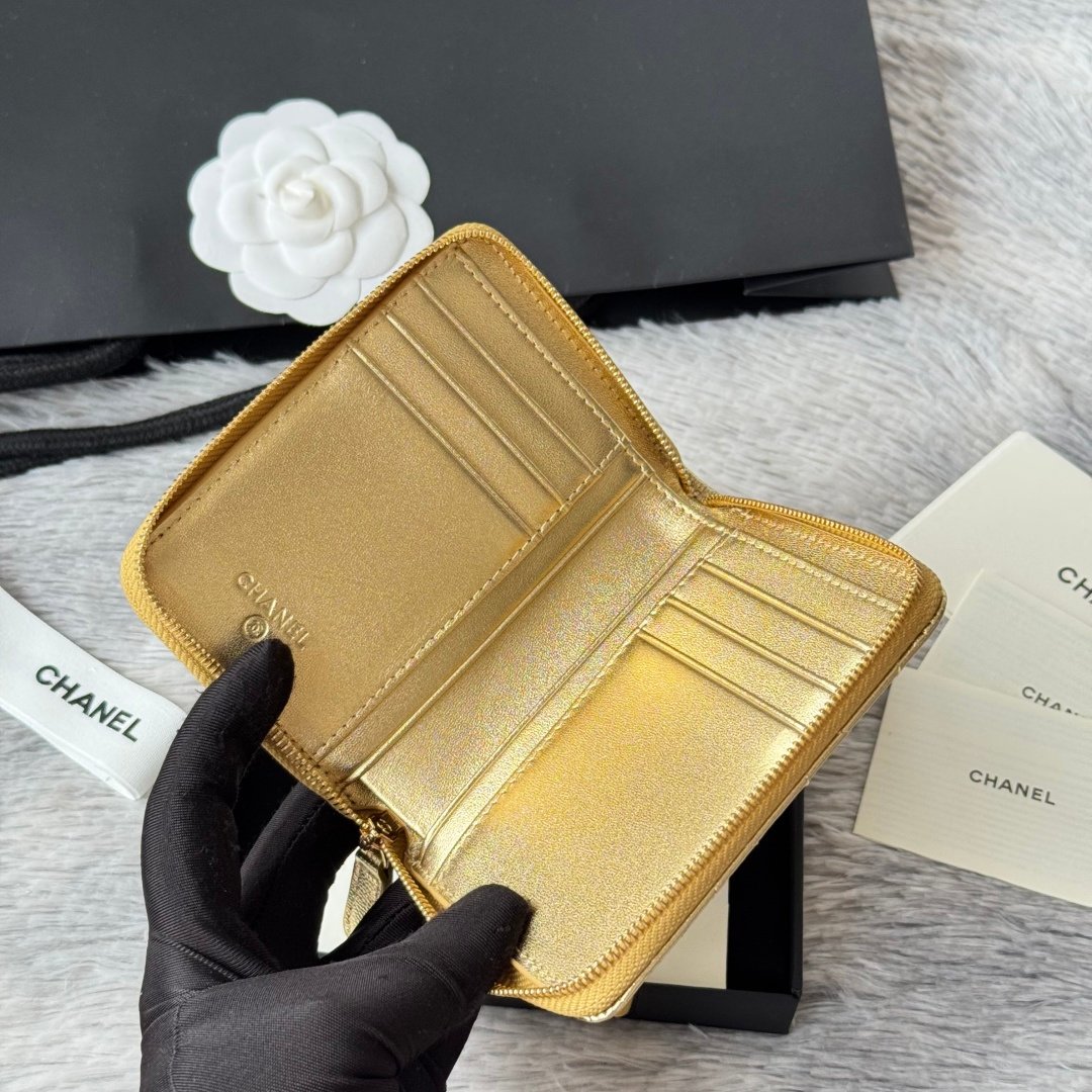 Chanel Portefeuille zippé matelassé