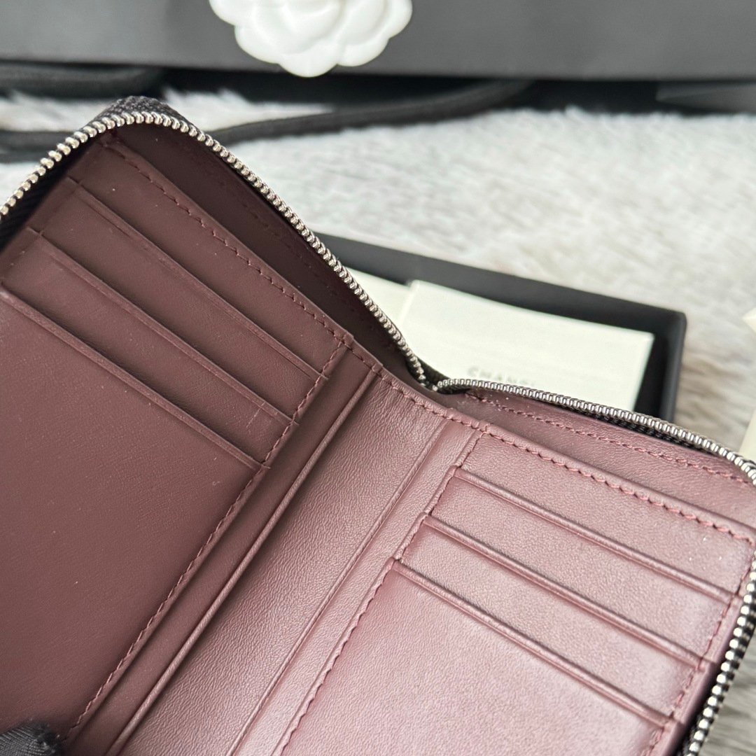 Chanel Portefeuille zippé matelassé