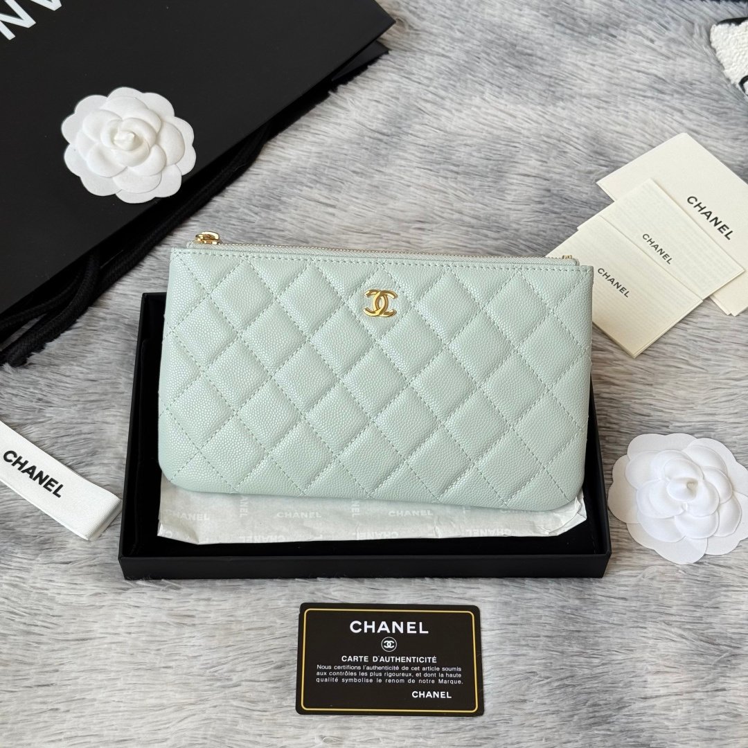 Chanel Portefeuille zippé matelassé