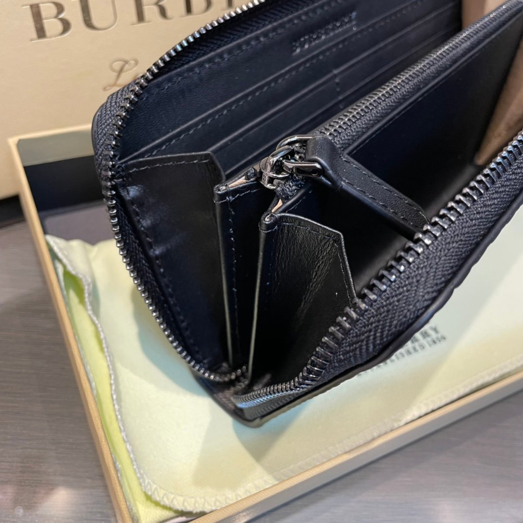 Burberry Portefeuille zippé