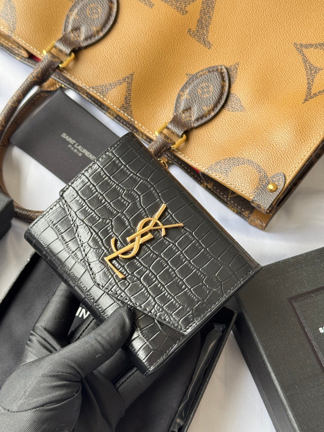 Saint Laurent Portefeuille à chaîne