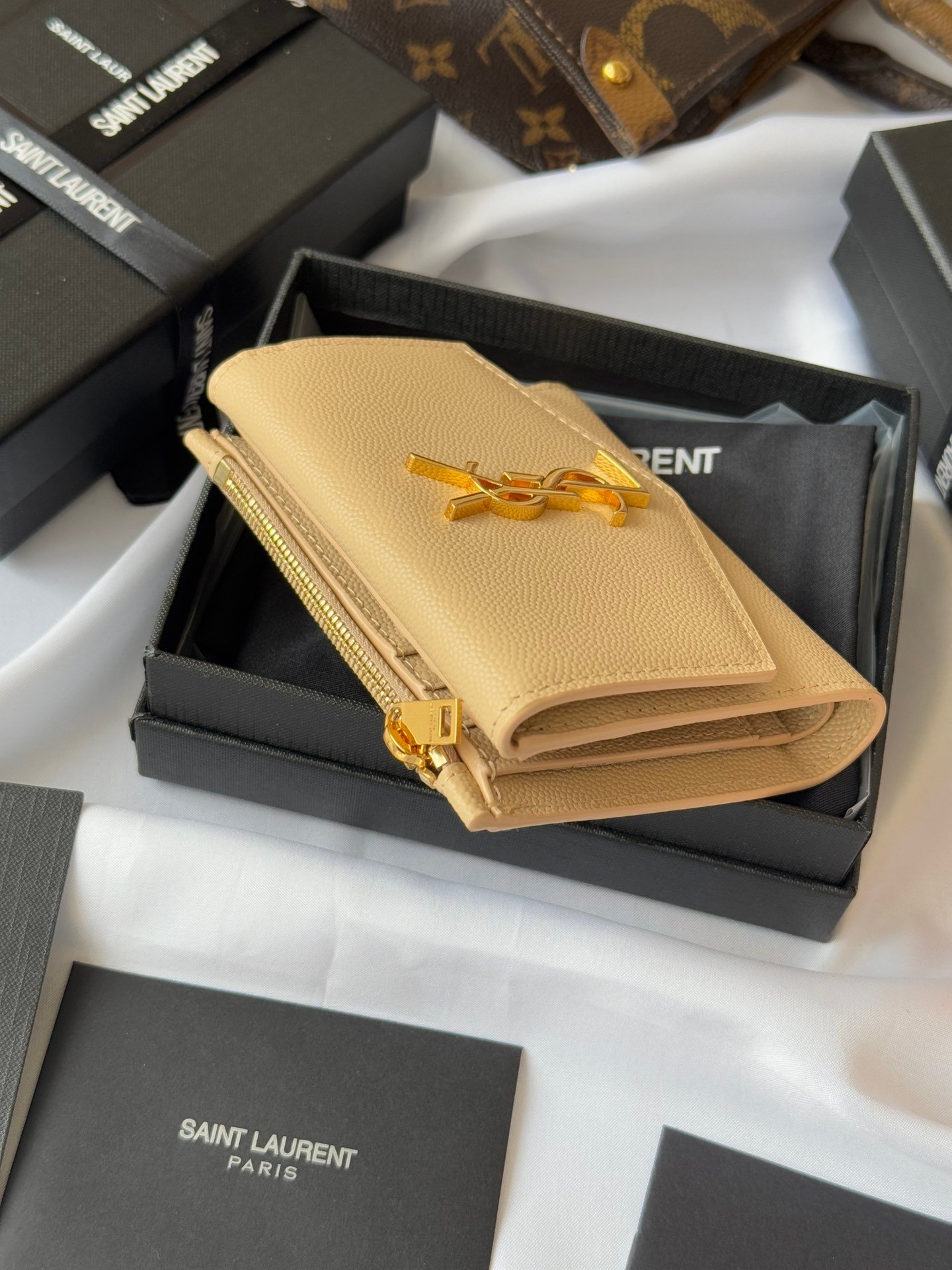 Saint Laurent Portefeuille à chaîne