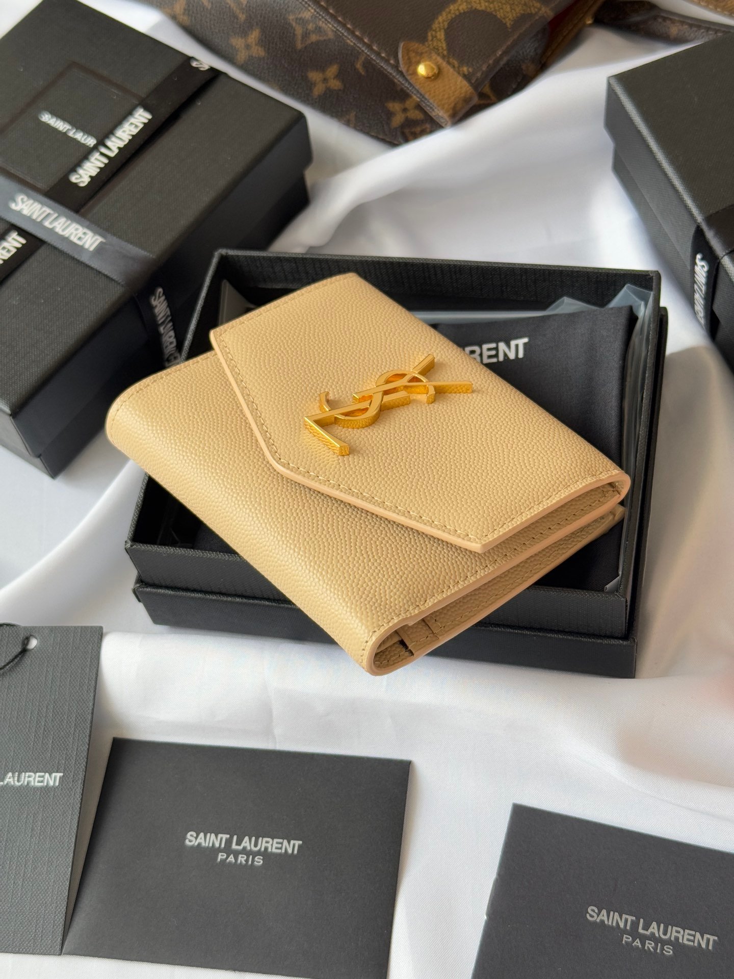 Saint Laurent Portefeuille à chaîne
