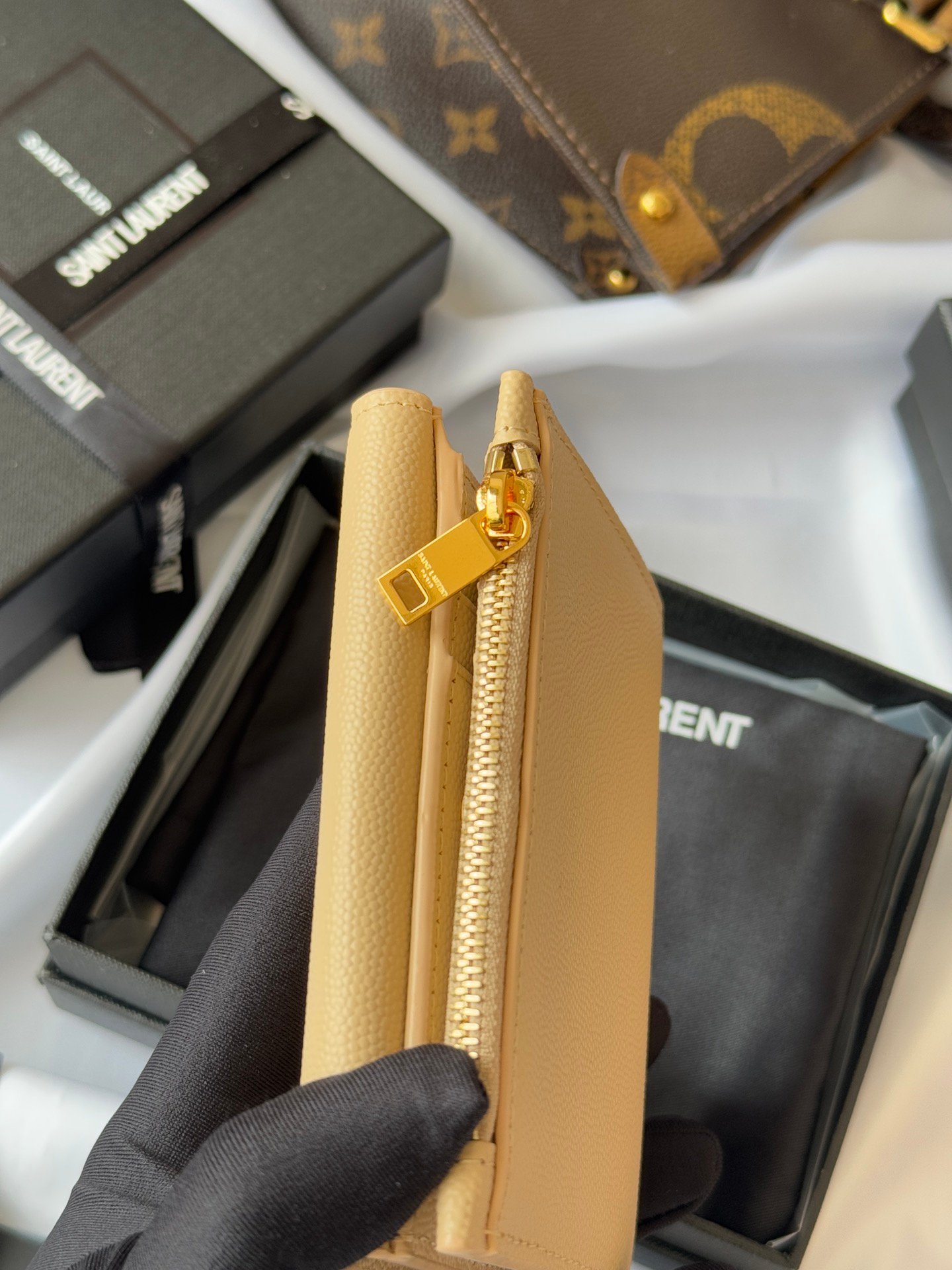 Saint Laurent Portefeuille à chaîne