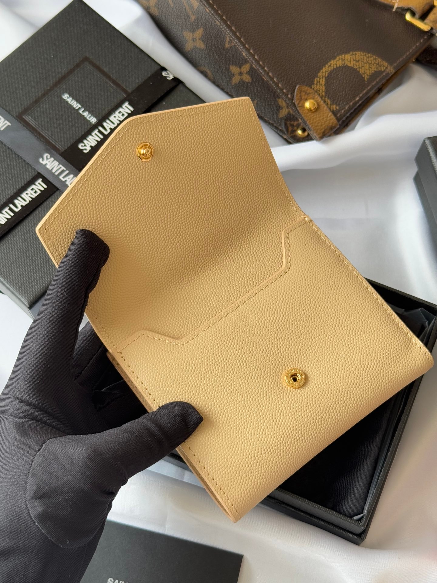 Saint Laurent Portefeuille à chaîne