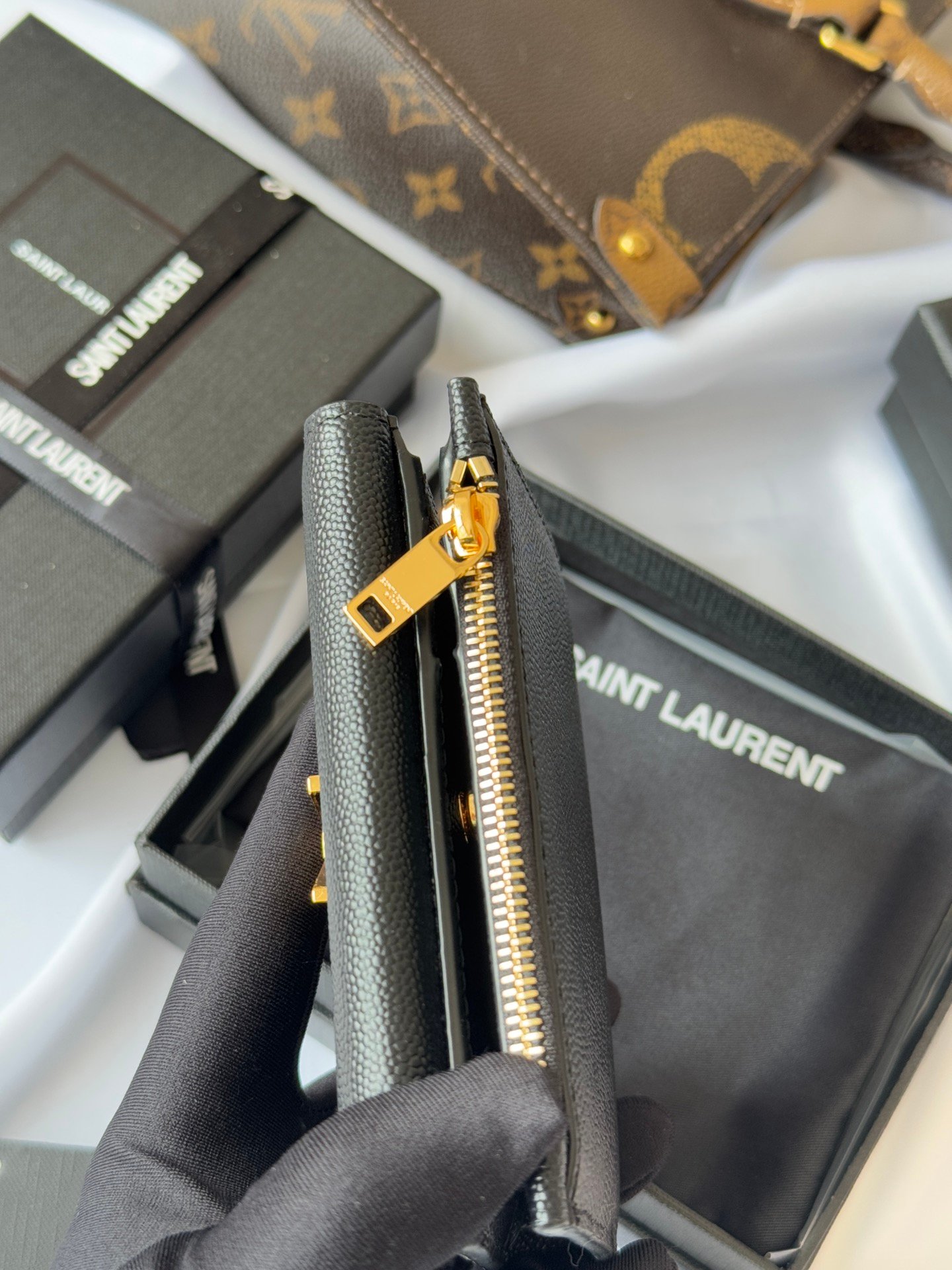 Saint Laurent Portefeuille à chaîne