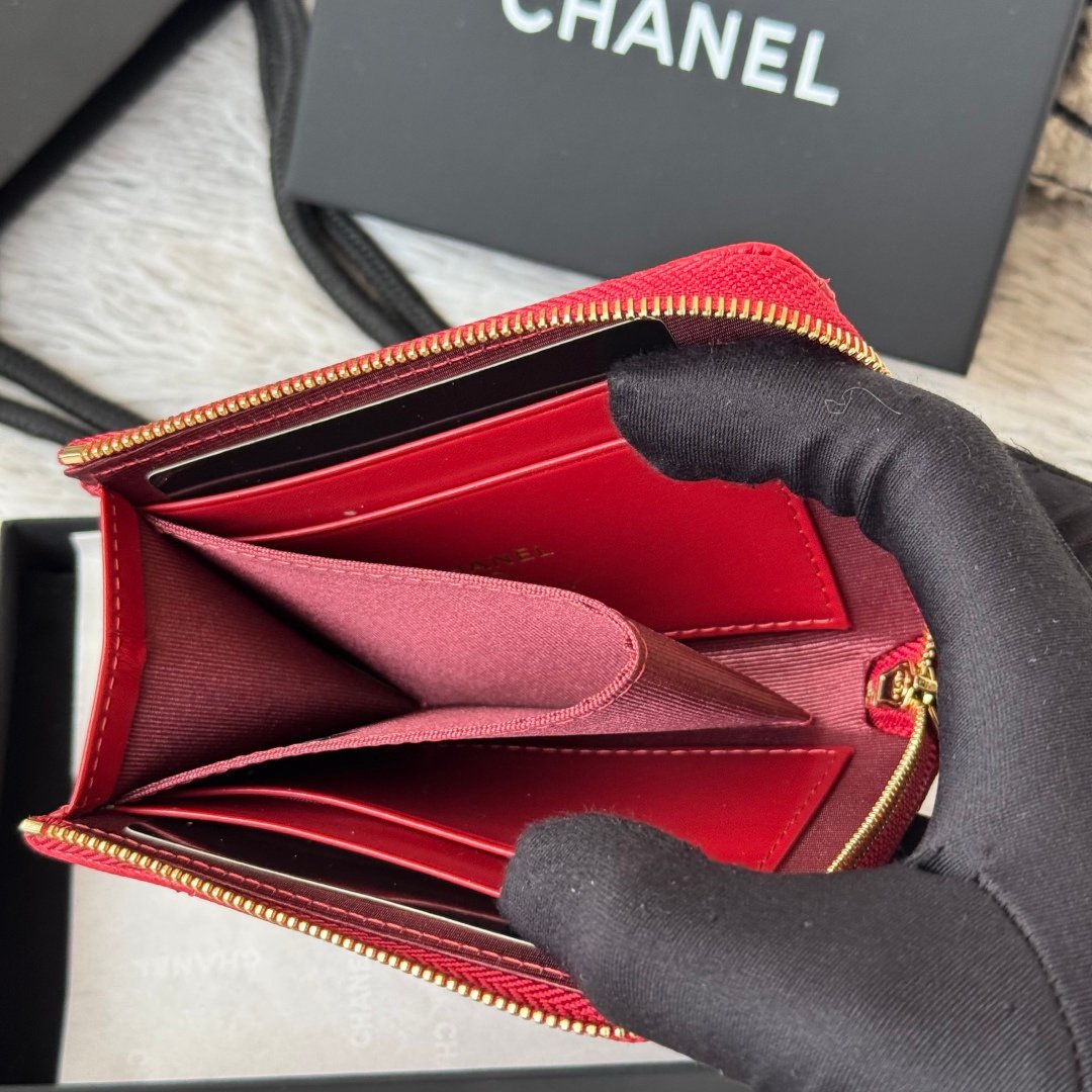 Chanel Portefeuille zippé matelassé