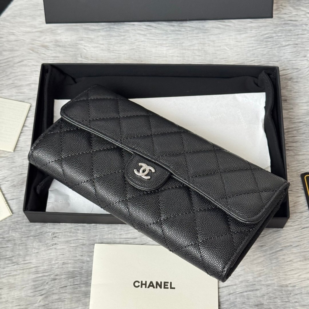 Chanel Portefeuille matelassé à rabat