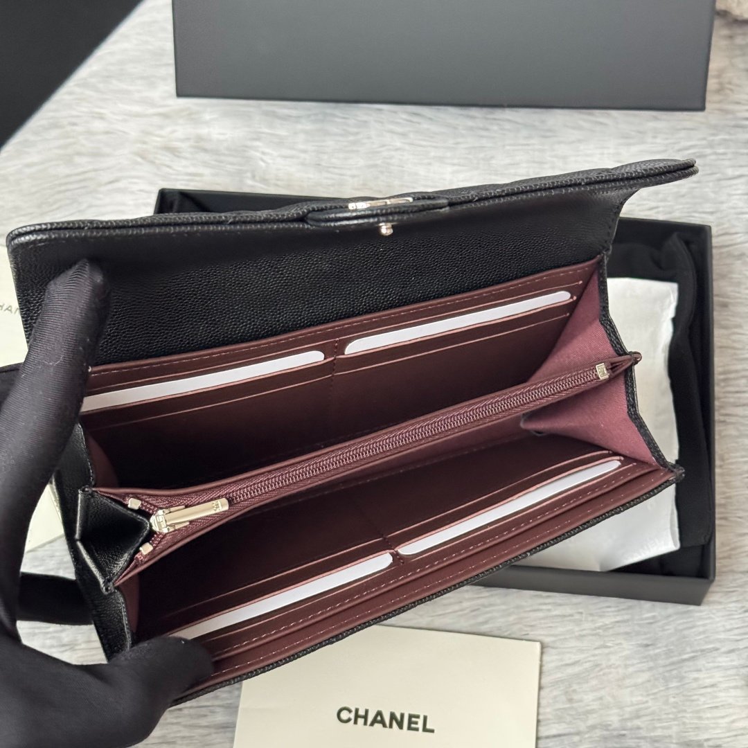 Chanel Portefeuille matelassé à rabat
