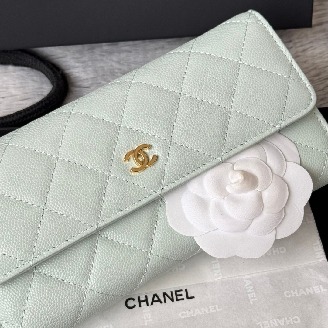 Chanel Portefeuille matelassé à rabat